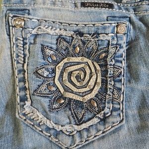 Miss Me Signature Cuffed Capri, Sun, Sunflower, 27, preloved GUC